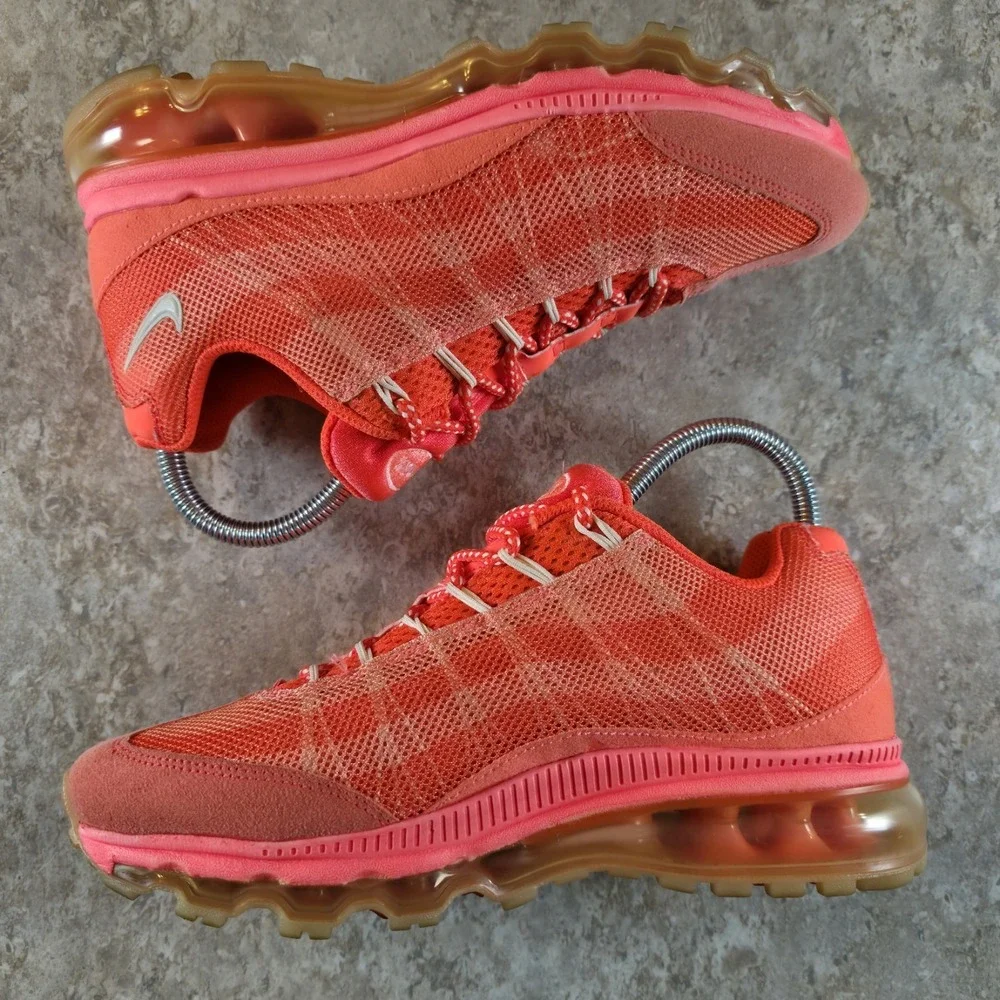 Nike Air Max 95 Dynamic Flywire Orange and Peach Women's Size 7 Shoes *Clean.